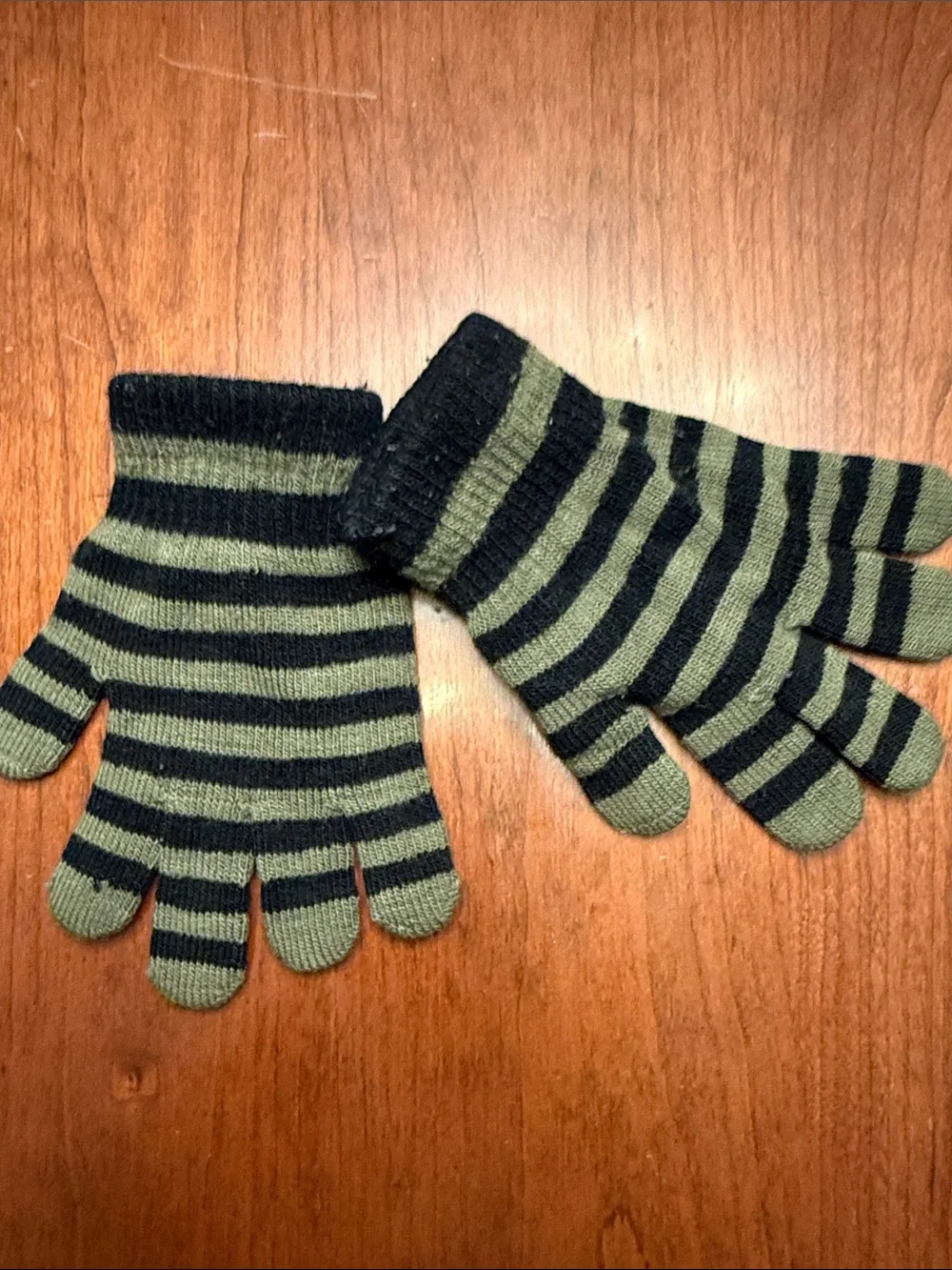 AMAZING LIMITED MOLO UNISEX GLOVES